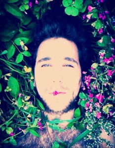 Simon Albo_designer_fleuriste_mode_fashion_artiste_portrait