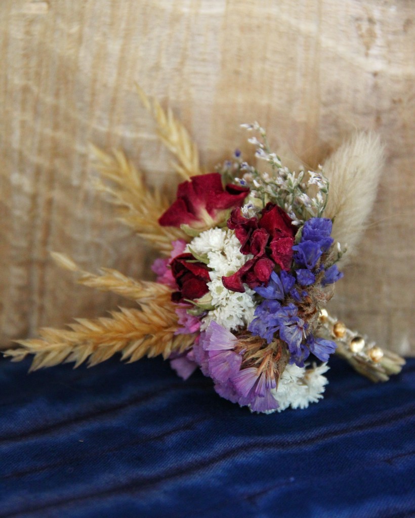 Fleurs, Accessoire baroque – création florale artistique du designer événementiel Simon Albo